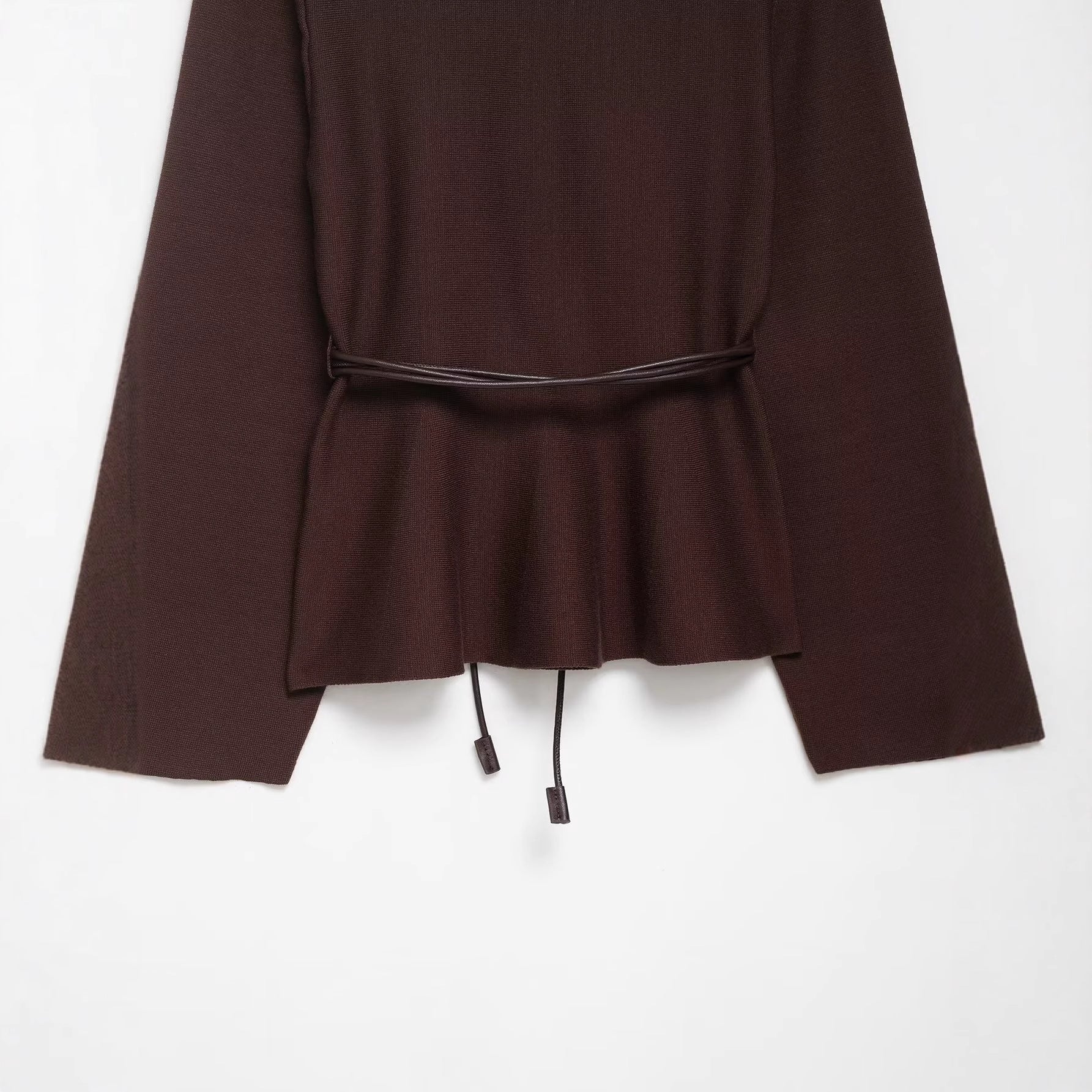 Damen Wickelbluse mit figurbetonendem Design und eleganten Taillenzug WW