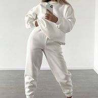 Damen bequemer und trendiger Sweatanzug WW