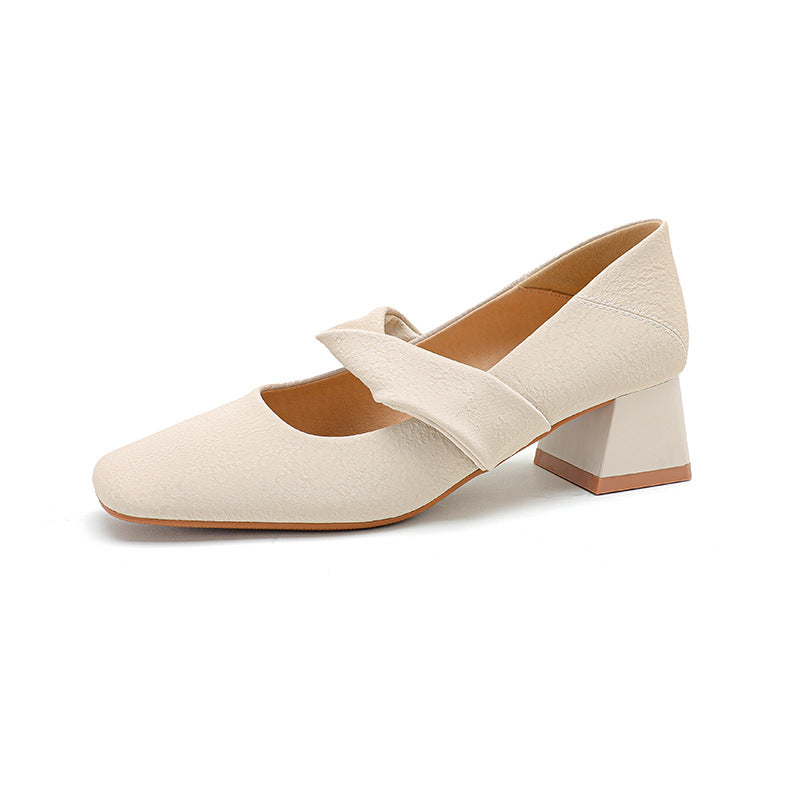 Damen Quadrat-Spitz Blockabsatz Mary Jane Pumps mit dekorativem Riemen WW