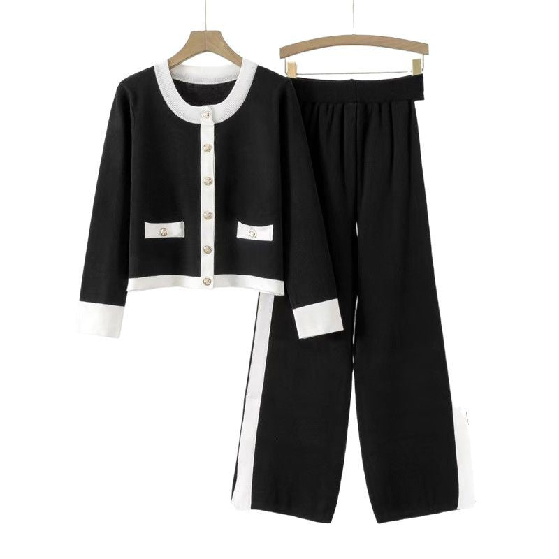 Damen Strick-Loungewear-Set mit dekorativen Knöpfen und seitlichem Schlitz WW