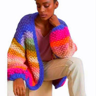 Damen Strickjacke mit buntem Farbverlauf und weitem Schnitt WW