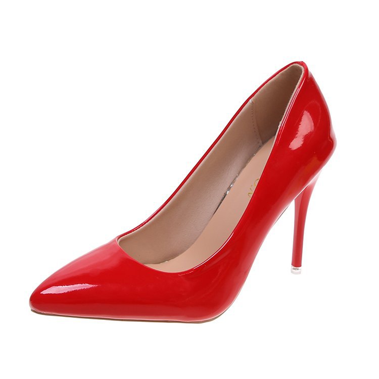 Damen Hochhackige Pumps mit glänzendem Lackfinish und eleganter Silhouette WW