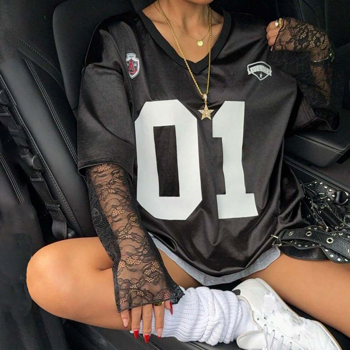 Damen Streetstyle Oversized T-Shirt mit Lace-Ärmeln WW