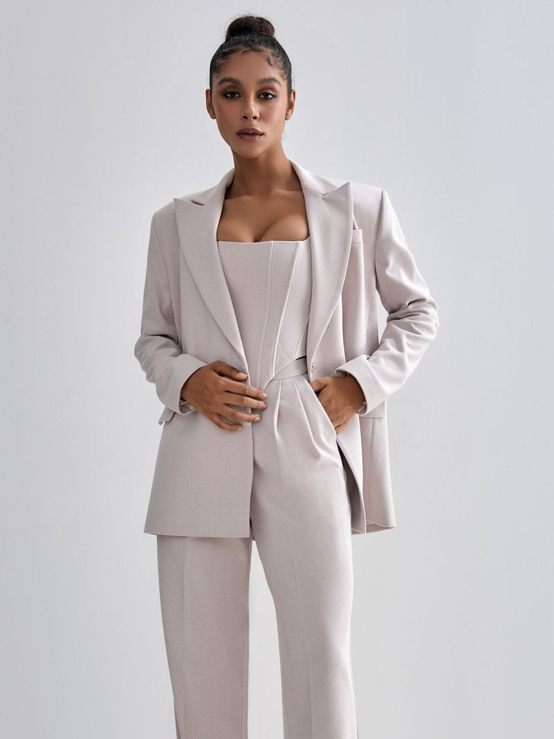 Damen stilvolles Tailleur-Set mit tailliertem Oberteil WW