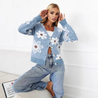 Damen Strickjacke mit floralen Mustern und eleganten Knopfdetails WW