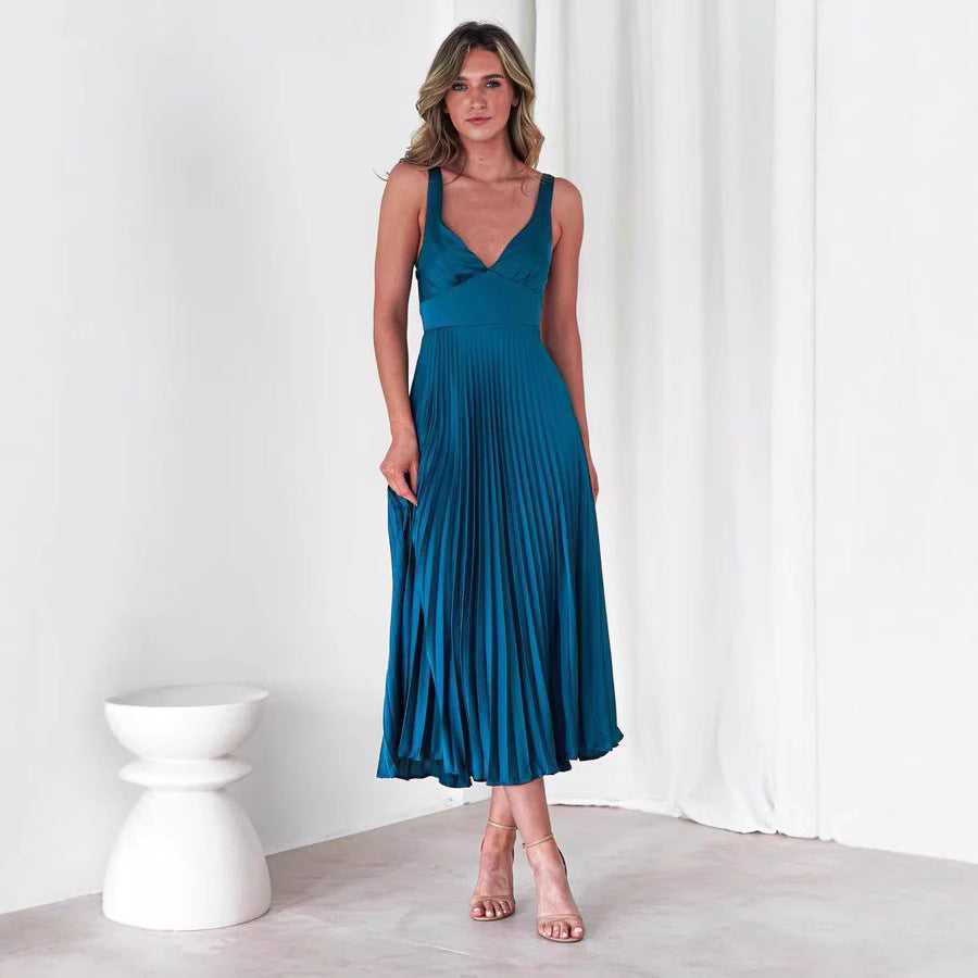 Damen Plissiertes Maxikleid mit V-Ausschnitt und schwingendem Rock WW