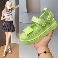 Damen Sportliche Sandalen mit verstellbaren Klettverschlüssen und rutschfester Profilsohle WW