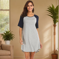 Damen lässiges T-Shirt Kleid mit kontrastierenden Ärmeln und bequemem Schnitt WW