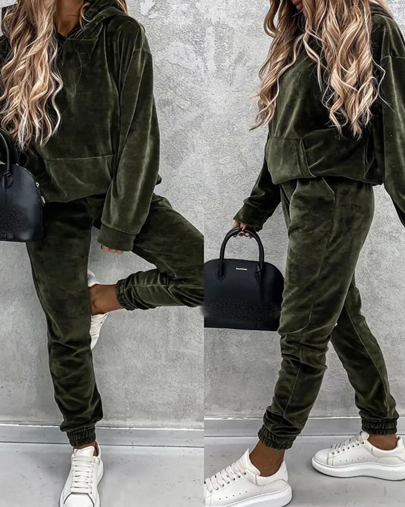 Damen kuscheliges Fleece-Set mit oversized Hoodie und bequemen Jogginghosen WW