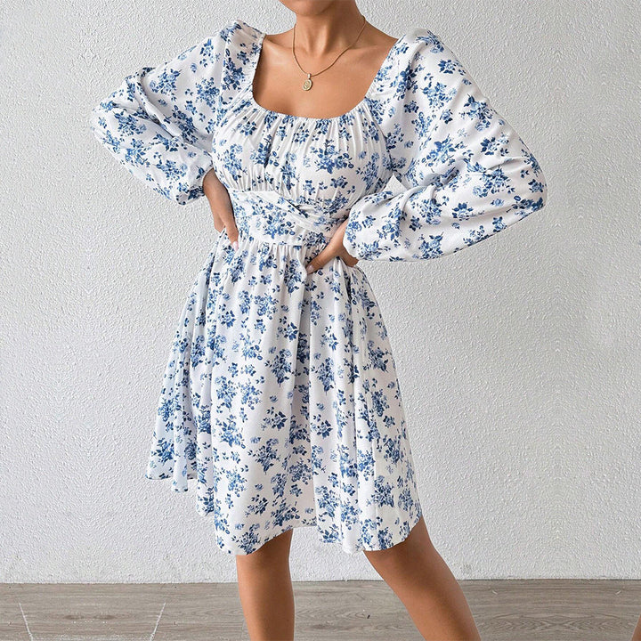 Damen luftiger Blumenkleid mit eleganter Raffung und langen Ärmeln W&W Mode
