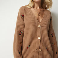 Damen Strickcardigan mit floralen Stickereien WW