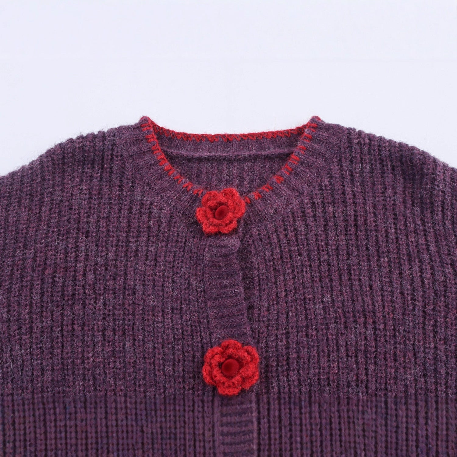 Damen Strickjacke mit dekorativen Blumenknöpfen WW