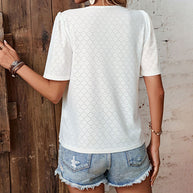Damen Bluse mit dekorativem Lochmuster und elegantem V-Ausschnitt WW