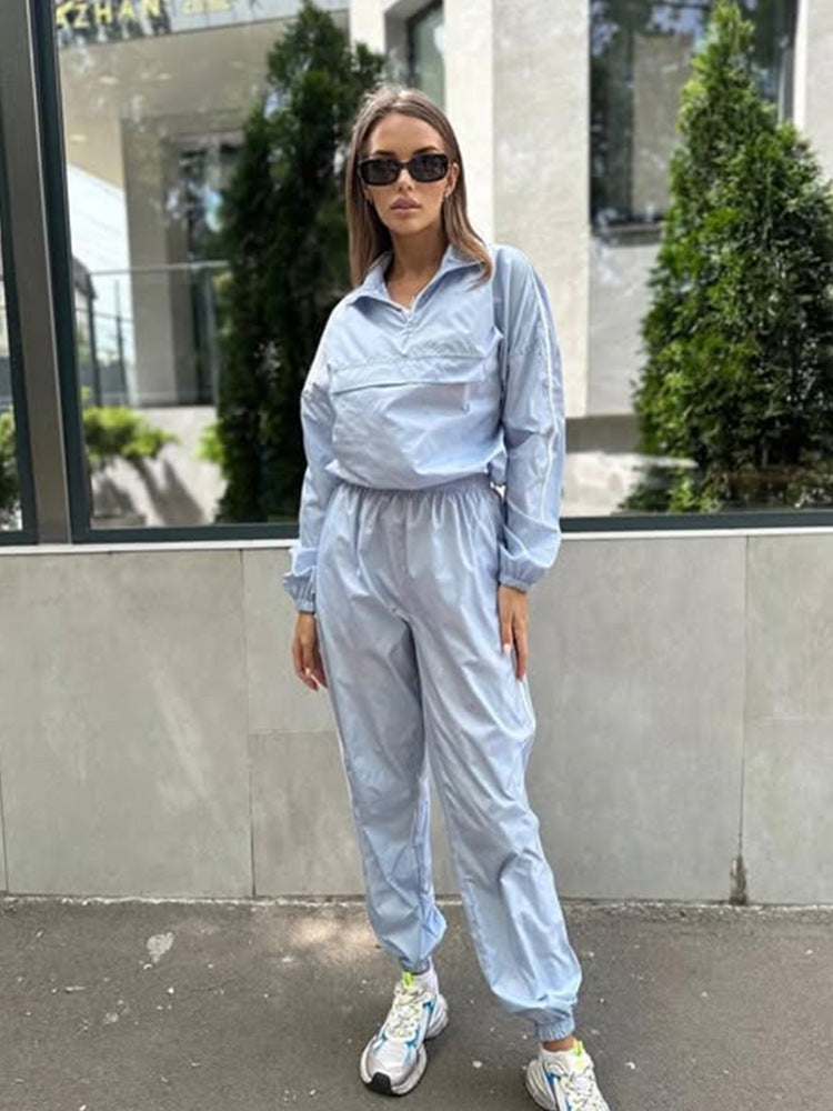 Damen sportlicher Funktionsanzug mit Stehkragen und elastischen Bündchen WW