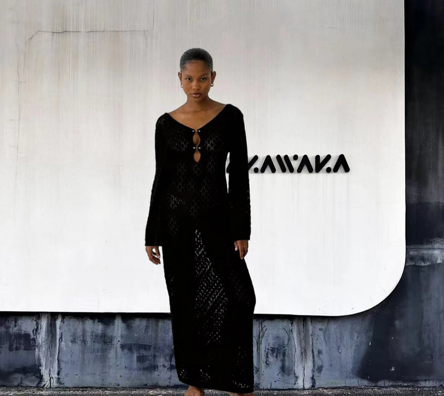 Damen Strick-Maxikleid mit tiefem V-Ausschnitt und modischen Rüschendetails WW