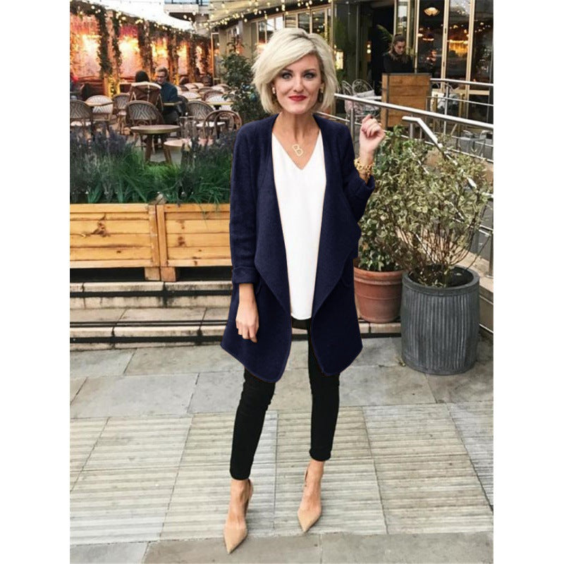 Damen Wickeljacke mit modischem Schnitt und kuscheligem Material WW