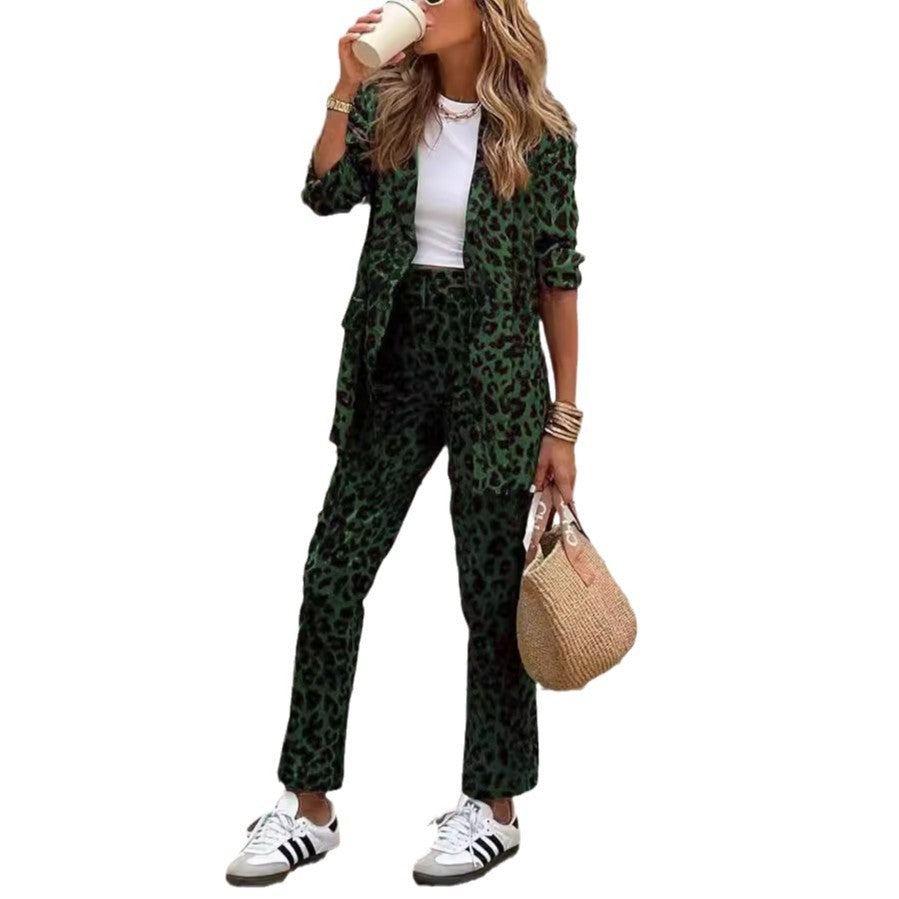 Damen Eleganter Blazer-Hosenanzug im modischen Leopardenmuster WW