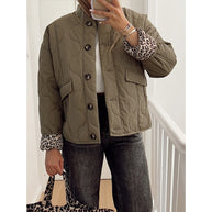 Damen Steppjacke mit kunstvollem Muster und praktischen Taschen WW