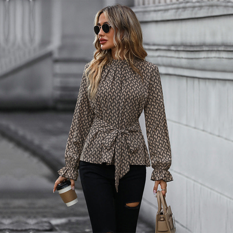 Damen Bluse mit elegantem Wickeldesign und dekorativen Rüschendetails WW