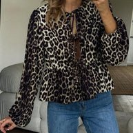 Damen Bluse mit Leo-Print und Rüschen WW