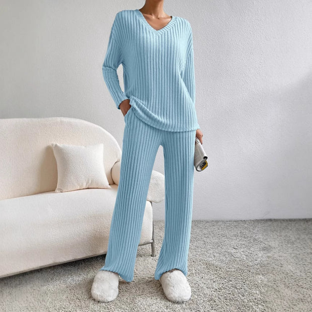 Damen Strick-Loungewear Set mit Rippenstruktur und V-Ausschnitt WW