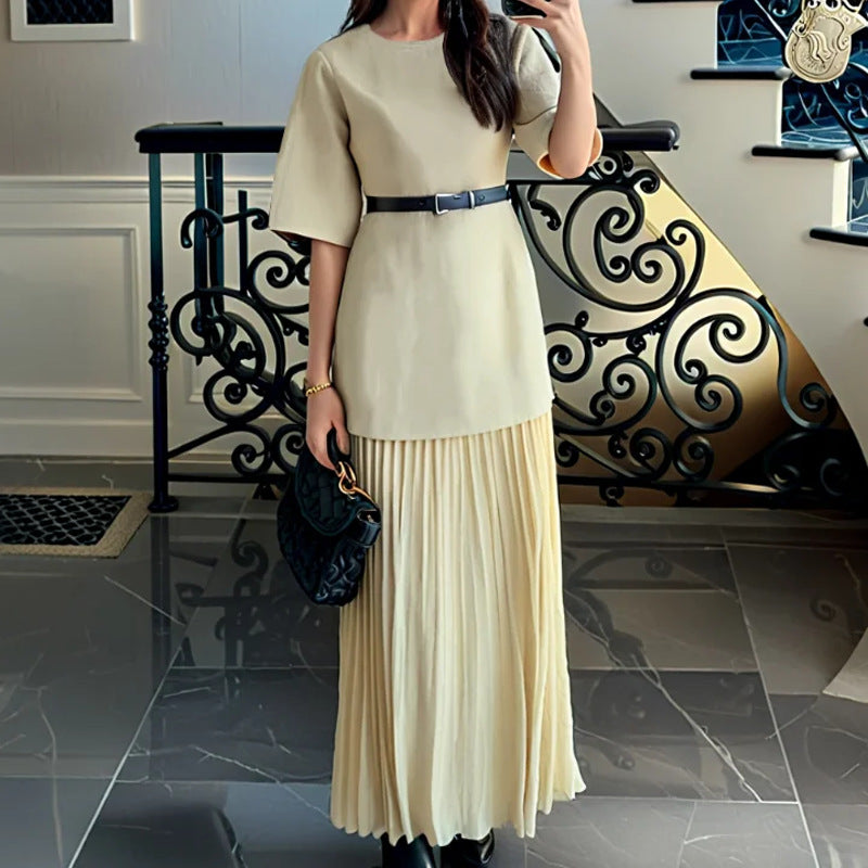 Damen Elegantes Maxikleid mit figurbetontem Oberteil und voluminösem Rock WW