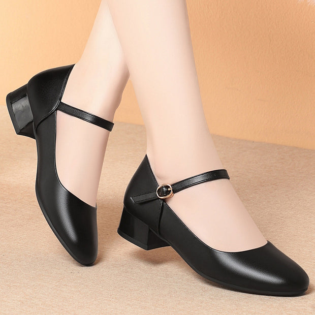 Damen Ballerinas mit modischem Riemchen und bequemer Absatzhöhe WW