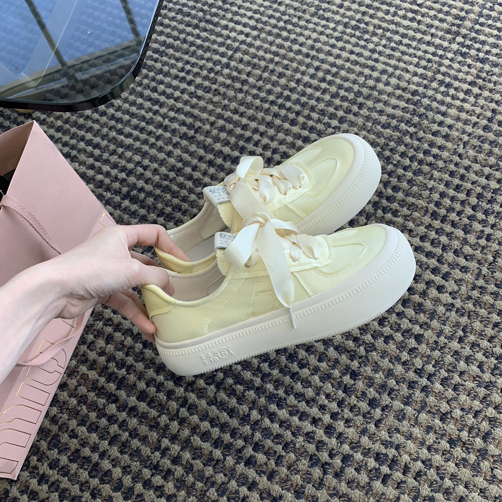 Damen Schnürsneaker mit dekorativen Schleifen und gepolsterter Sohle WW
