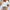 Damen Bluse mit dekorativem Lochmuster und modischen Knopfdetails WW