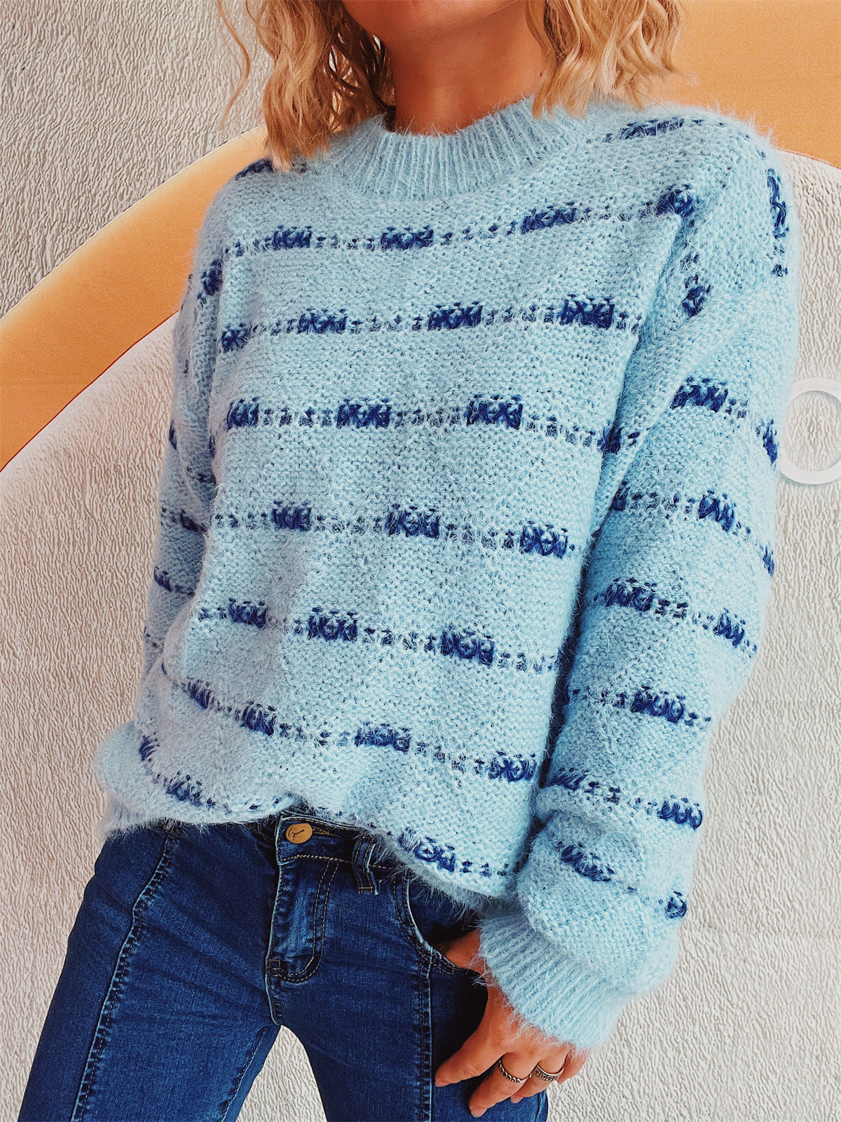 Damen Pullover mit weichem Mohair-Material und modernem Streifenmuster WW