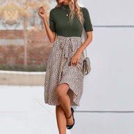 Damen Midikleid mit grafischem Punktedesign und elegantem Taillengürtel WW