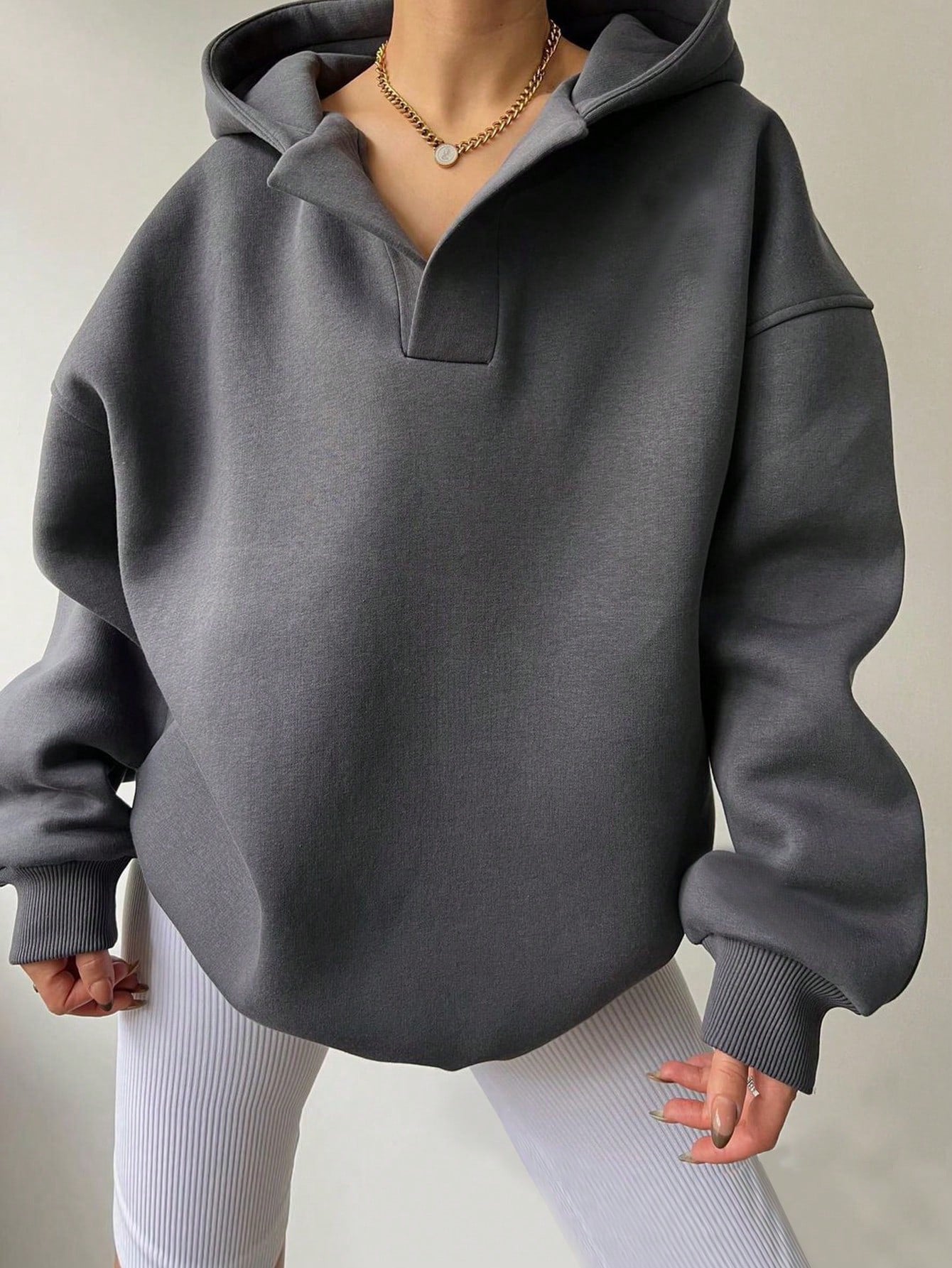 Damen Oversized Kapuzenpullover mit Kängurutasche WW