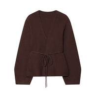 Damen Strickjacke mit eleganter Taillierung und V-Ausschnitt WW