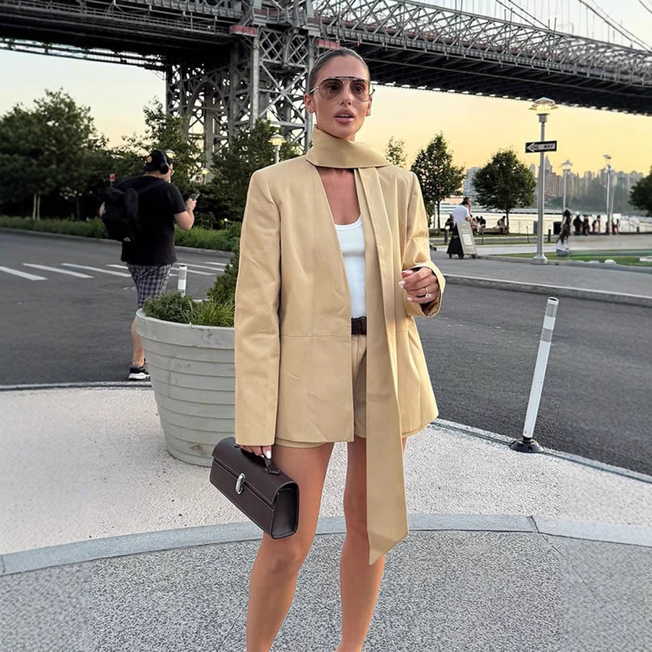 Damen Anzugjacke mit raffinierter Schluppe und weichem Schnitt WW