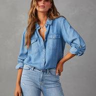 Damen Denim-Hemd mit umschlagbaren Ärmeln und zwei Brusttaschen WW