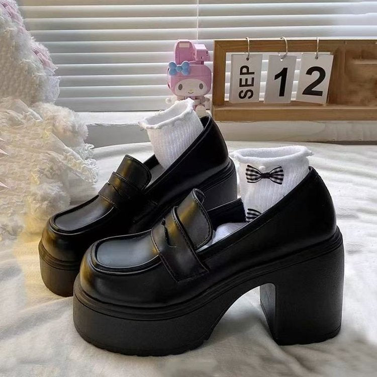Damen Plateau-Leder-Slipper mit modischem Design und komfortabler Sohle W&W