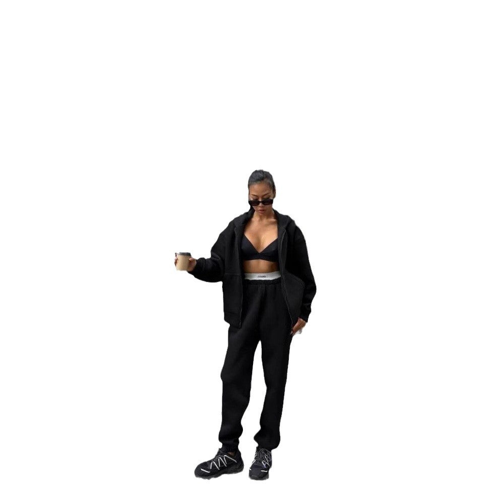 Damen Sportliches Set aus Kapuzenjacke und Jogginghose WW