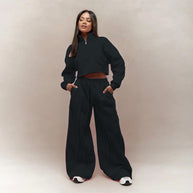 Damen Sportliches Cropped-Pullover und Jogginghose-Set WW