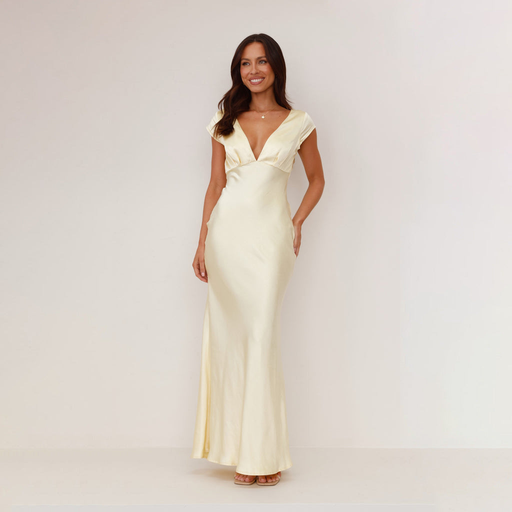 Damen elegantes Maxikleid mit tiefem V-Ausschnitt und fliessendem Satin-Finish WW