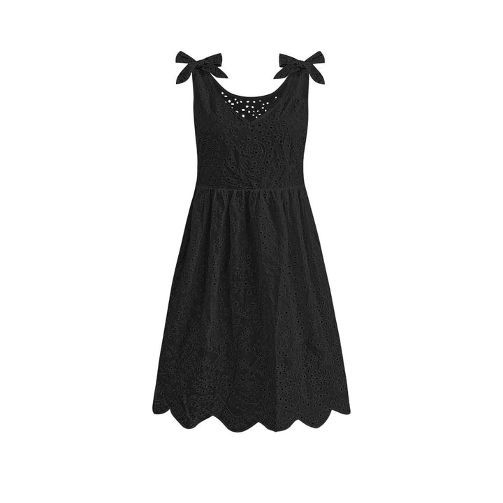 Damen luftiges Sommerkleid mit dekorativem Lochmuster und süßen Trägern W&W Mode