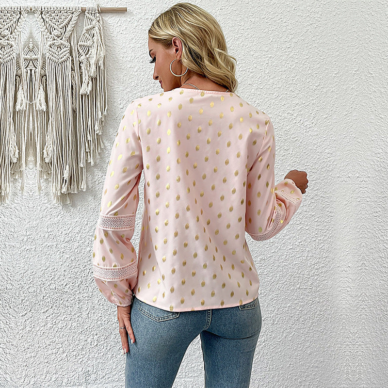 Damen Bluse mit feinen Spitzenakzenten und eleganten Detail-Elementen W&W Mode