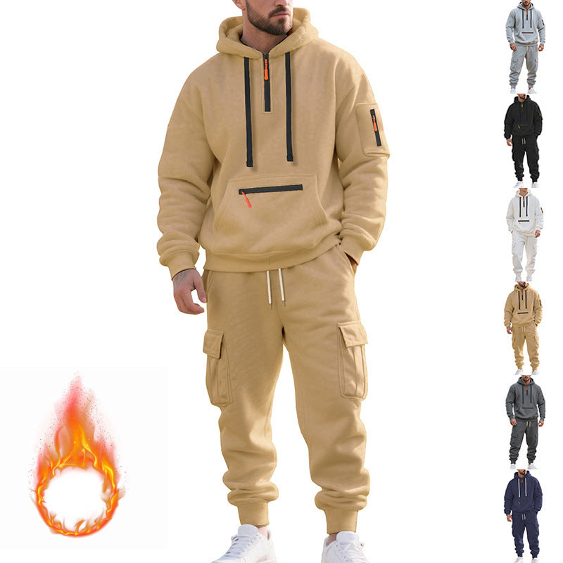 Herren Trainingsanzug mit modernem Schnitt und praktischen Taschen WW