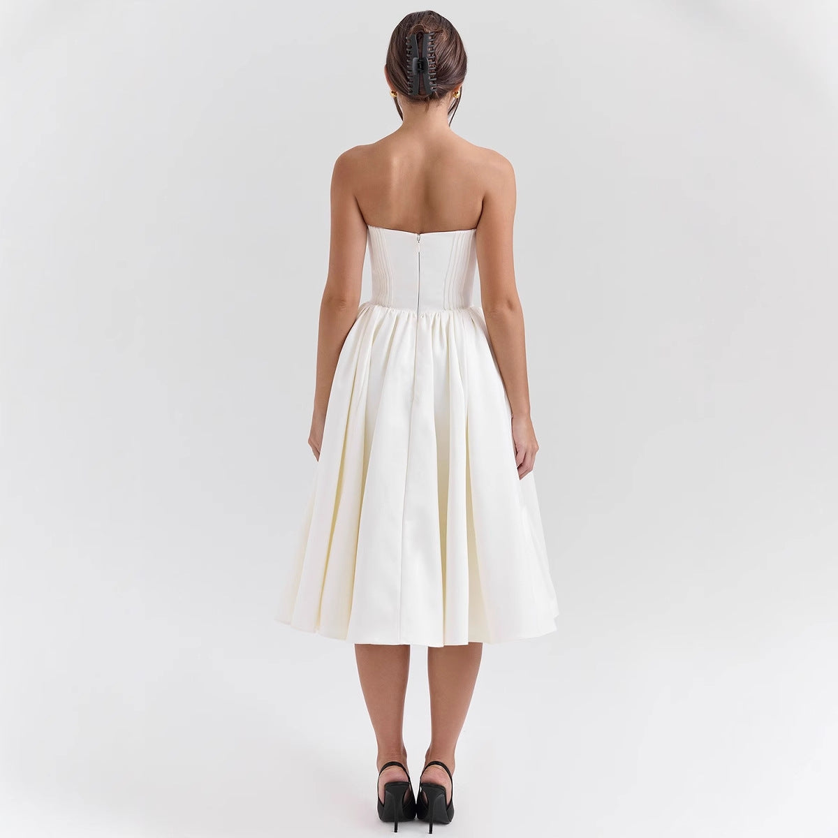 Damen Abendkleid mit strapless Design und voluminösem Rock WW