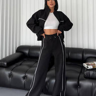 Damen Sportliches Wohlfühl-Set mit hohem Kragen und weitem Schnitt WW