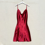 Damen Satin Kleid mit tiefem Ausschnitt WW