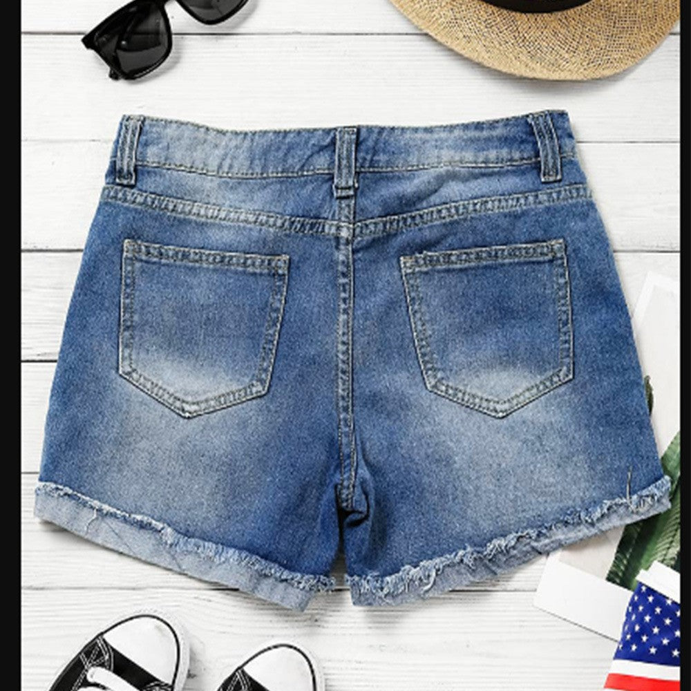 Damen Denim-Shorts mit kreativen Flaggenapplikationen und lässigem Destroyed-Design WW