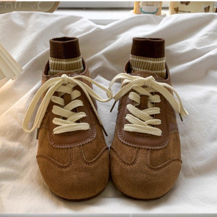 Damen Sportliche Sneakers aus Veloursleder mit atmungsaktiven Einsätzen und besonders weicher Sohle WW