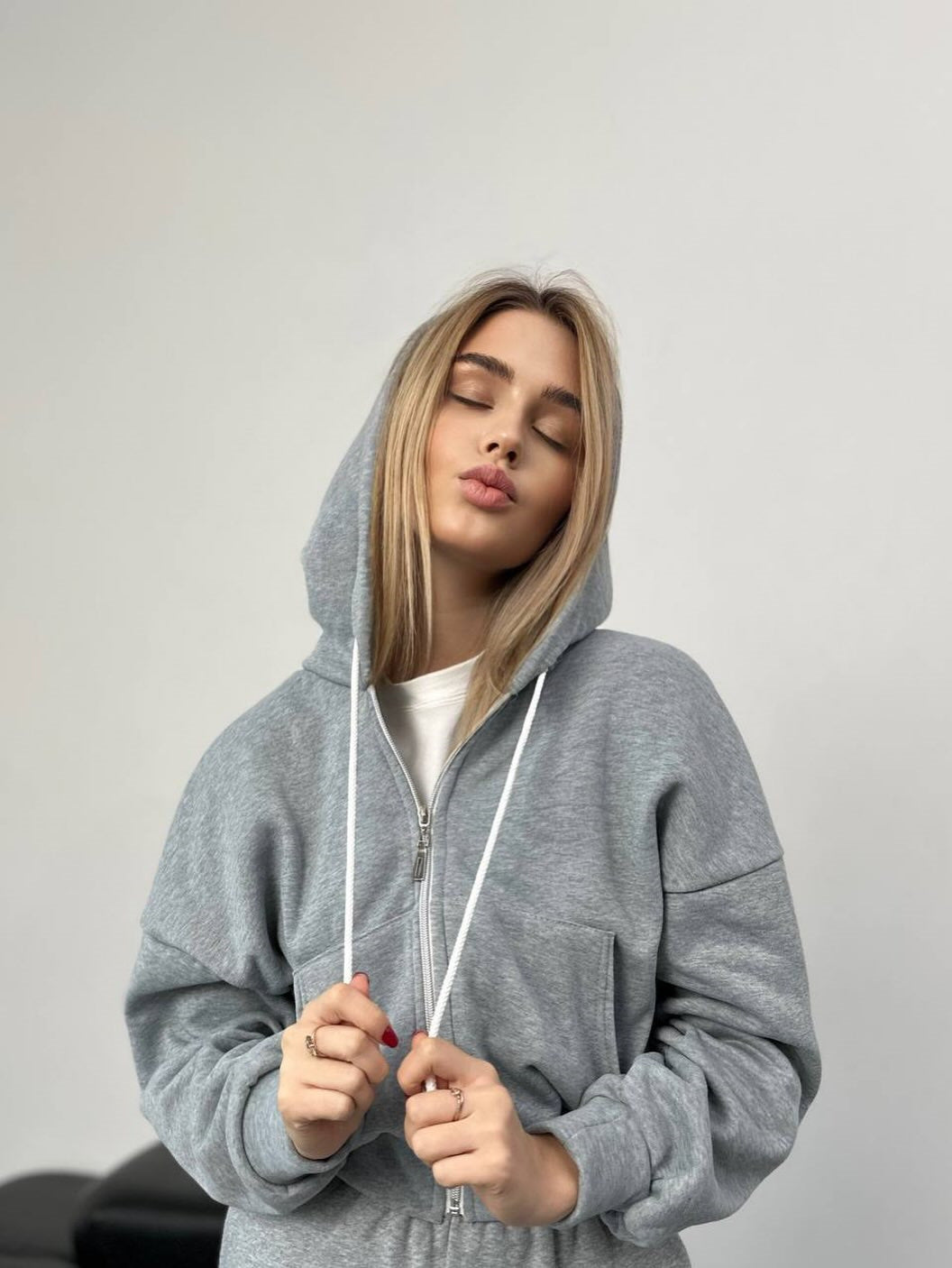 Damen sportliches cropped Hoodie mit Reißverschluss und großzügigem Schnitt WW