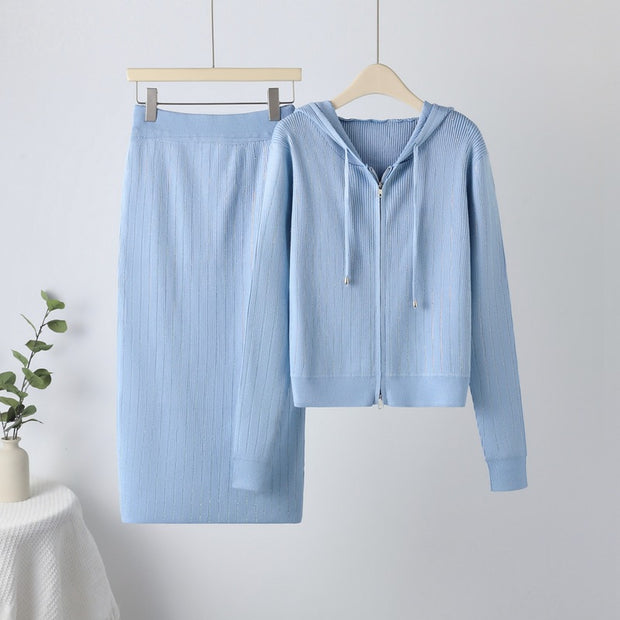 Damen Strick-Set mit Kapuze und schmalem Rock WW