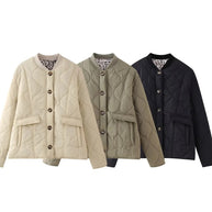 Damen Steppjacke im eleganten Design mit praktischem Knopfverschluss und seitlichen Taschen WW